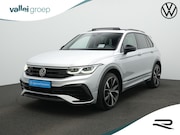 Volkswagen Tiguan - 1.4 TSI eHybrid 245 pk R-Line | Panoramadak | Trekhaak | Dis