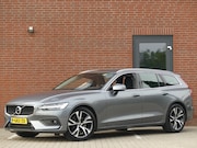 Volvo V60 - 2.0 B4 Momentum Trekhaak/LED/PDC/Navigatie