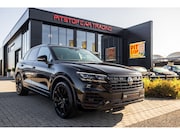 Volkswagen Touareg - 3.0 TSi 4MOTION R, Pano, Massage, Trekhaak, Nachtzicht