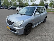 Daihatsu Sirion - 1.3-16V SR / apk / 5drs / nap / inruilauto / nette auto / me