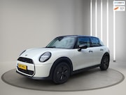 MINI Cooper - 5-Deurs 1.5 C Blackyard |automaat | 2 tone | camera | dodeho