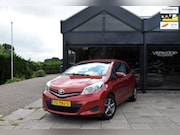 Toyota Yaris - 1.0 VVT-i Aspiration Camera Parkeersensoren Navigatie