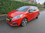 Peugeot 208 - 1.2 PureTech Allure Sensoren voor+achter, Apple/Android, Cli