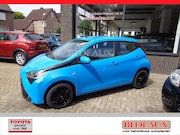 Toyota Aygo - 1.0 VVT-i 69pk 5D x-joy Edition, rijklaar met 12 maanden BOV