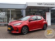 Toyota Yaris - 1.5 HYBRID DYNAMIC TREKHAAK AFN. KEYLESS AD-CRUISE APPLE/AND