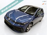 Volkswagen Golf - 1.5 eHybrid GTE|Automaat|Ledmatrix|Pano|Navi|Camera|Leder|Bl