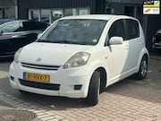 Daihatsu Sirion - 2 1.0-12V Premium KOPPELING SLIPT