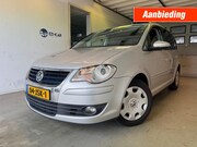 Volkswagen Touran - 2.0 TDI Highline 5 PERS. CLIMA PDC RIJDT HEEL GOED NAP APK 9