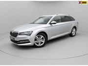 Skoda Superb - Combi 1.4 TSI iV Style * AUTOMAAT * Trekhaak * Navigatiesyst