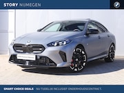 BMW 2-serie Gran Coupé - M235 xDrive Automaat / Panoramadak / Trekhaak / M Sportstoel