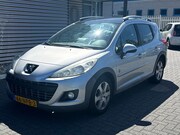 Peugeot 207 - SW Outdoor 1.6 VTi