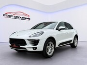 Porsche Macan - 2.0 /Keyless/Stoel-Stuur en achterbank verw./Bi-Xenon/AppleC