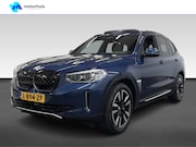 BMW iX3 - Executive 80 kWh | Achteruitrijcamera | Active Guard | Buite