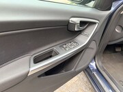 Volvo V60 - 1.6 T4 Momentum Navigatie full map/Cruisecontr./Elektr. clim