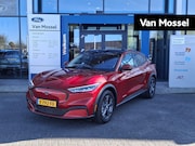 Ford Mustang Mach-E - RWD 75 kWh | Adaptive Cruise | Stoel/Stuur verwarming | Pano