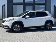 Peugeot 2008 - 1.2 PureTech Allure Pano | Clima | Navi | Nwe riem, beurt & 