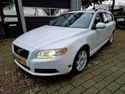 Volvo V70 - 2.5T Momentum