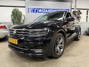 Volkswagen Tiguan - 1.4 TSI ACT Highline Business R exterieur // 19 inch // virt