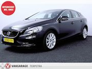 Volvo V40 - 1.6 T4 Momentum/ AUTOMAAT!/ 17'' LMV/ Half-Leder/ Navi/ Clim