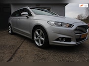 Ford Mondeo - 1.5 Titanium vol opties zoals:, airco, stoelverwarming, navi