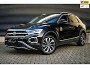 Volkswagen T-Roc - 1.5 TSI Style Aut. | ACC | Panoramadak | CarPlay | PDC met c