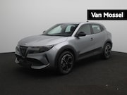 Alfa Romeo Junior - Elettrica 54 kWh | Apple Carplay/Android Auto | Cruise Contr