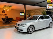 BMW 1-serie - 118i Automaat|Leder|Xenon|18'' Sportvelgen|Trekhaak|Cruise|C