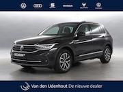 Volkswagen Tiguan - 1.5 TSI 130pk Life Business / Navigatie / Stoelverwarming /