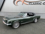 Ford Mustang - Convertible