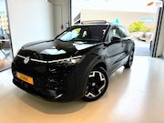 Volkswagen T-Roc - 1.5 eTsi R-Line First Edition
