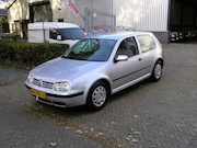 Volkswagen Golf - 1.4-16V Trendline 203 d km nap APK