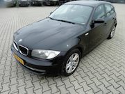 BMW 1-serie - 120i High Executive automaat beschrijving lezen