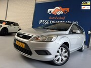 Ford Focus - Wagon 1.6 Trend /bj.2009 / kleur: grijs / airco / trekhaak /