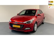 Hyundai i20 - 1.0 T-GDI Black Edition | NL-AUTO | TREKHAAK | PARKEERSENS. 