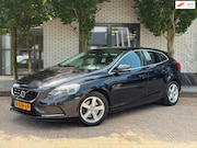 Volvo V40 - 1.6 T3 Summum Navi|ClimateControl|Stoelverwarming|PDC A|Xeno