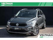 Volkswagen T-Roc - 1.5 TSI Sport PANO AUTOMAAT ACC LED NAVI