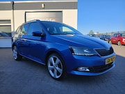 Skoda Fabia - 1.2 TSI First Edition/Dealer onderhouden/Stoelverwarming