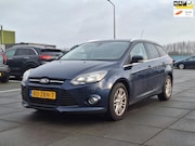 Ford Focus - €4250, -1.0 EcoBoos Titanium Navi Trekhaak Climate Control E