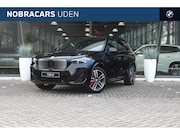 BMW iX1 - xDrive30 M Sport / Panoramadak / Trekhaak / Sportstoelen / M