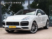 Porsche Cayenne Coupé - 3.0 E-Hybrid Pano Achterasbesturing Krijtgrijs Luchtvering S