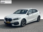 BMW 1-serie - 118i Business Edition NL-AUTO | NAVI | STUUR EN STOEL VERWAR