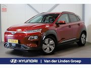 Hyundai Kona - EV Premium 64 kWh|Leder|3-Fase|SOH100%|Navi|PDC|Winter|Rijkl