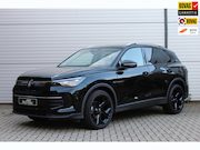 Volkswagen Tiguan - 1.5 eTSI Life Edition Trekhaak/Winterpakket/IQ.Light