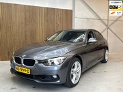 BMW 3-serie - 318i Essential |AUTOMAAT | LED | TREKHAAK |