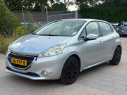 Peugeot 208 - 1.2 VTi Blue Lease