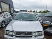 Volvo C70 - 2.3 T-5 Luxury