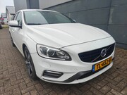 Volvo V60 - 2.0 D4 R-Design Motor Rookt