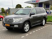 Toyota Land Cruiser V8 - 4.5 V8 D-4D VX High Roof Window Van