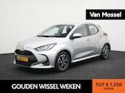 Toyota Yaris - 1.5 Hybrid Dynamic | Apple Carplay/Android Auto | Achteruitr
