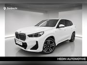 BMW iX1 - xDrive30 67 kWh | M-Sport | SOH 97, 5% | Stoel/- stuurverwar